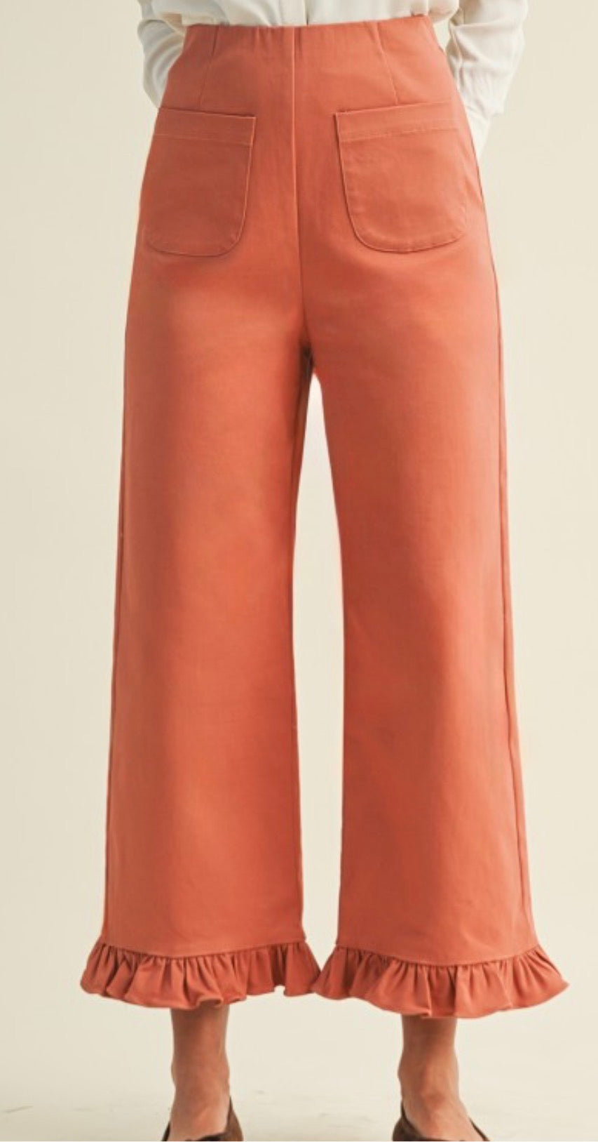 Pocket Ruffle Pants