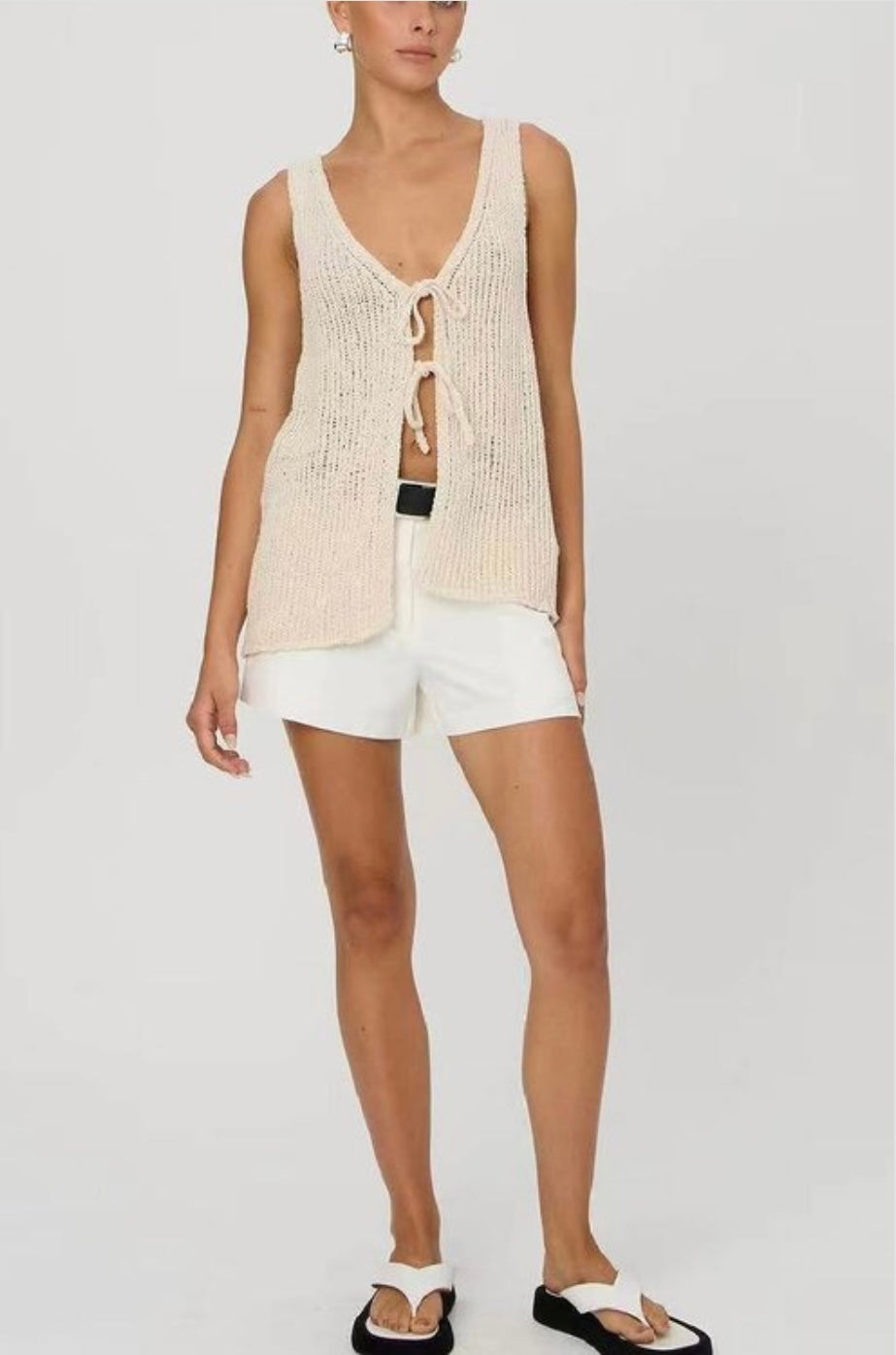 CREAM KNITTED VEST